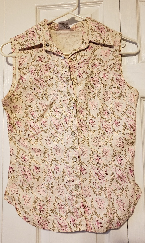 Fresh Wear Floral Button up vest blouse
